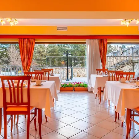 Tiffany's ホテル ロッカラーゾ