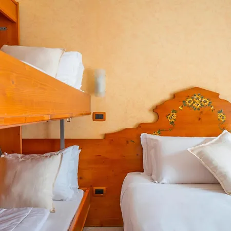 ホテル Tiffany's 3*