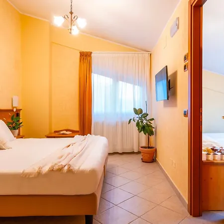 Tiffany's ホテル ロッカラーゾ