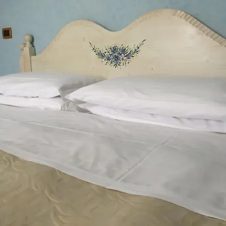 Tiffany's Hotel 3*